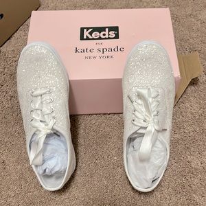 These are great Kate Spade keds!